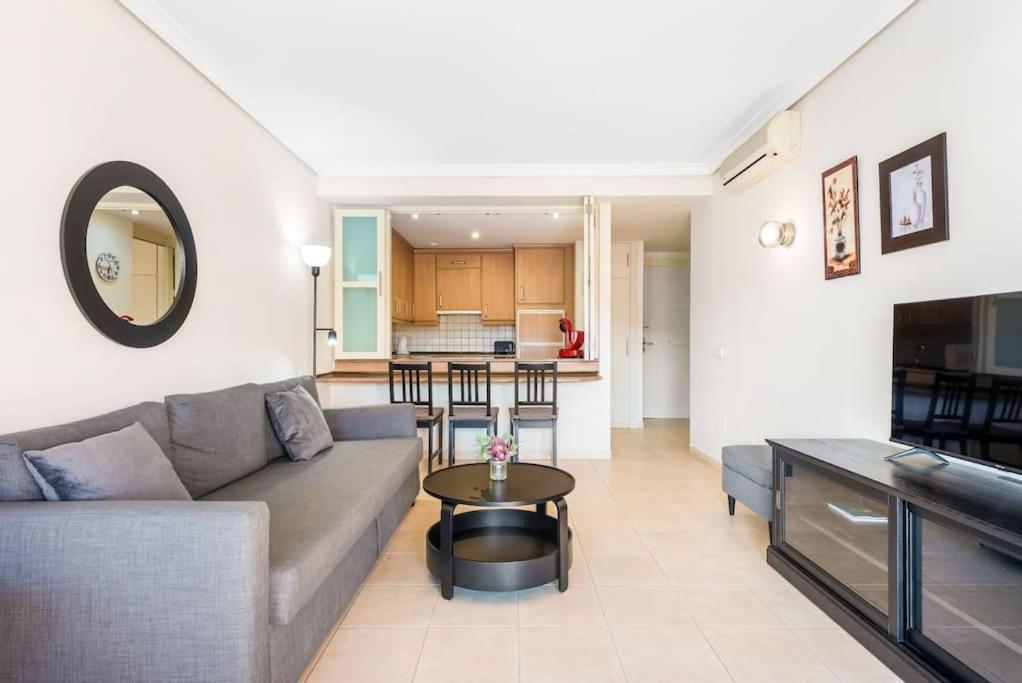 Bright And Welcoming Holiday Home Puerto de Santiago  Luaran gambar